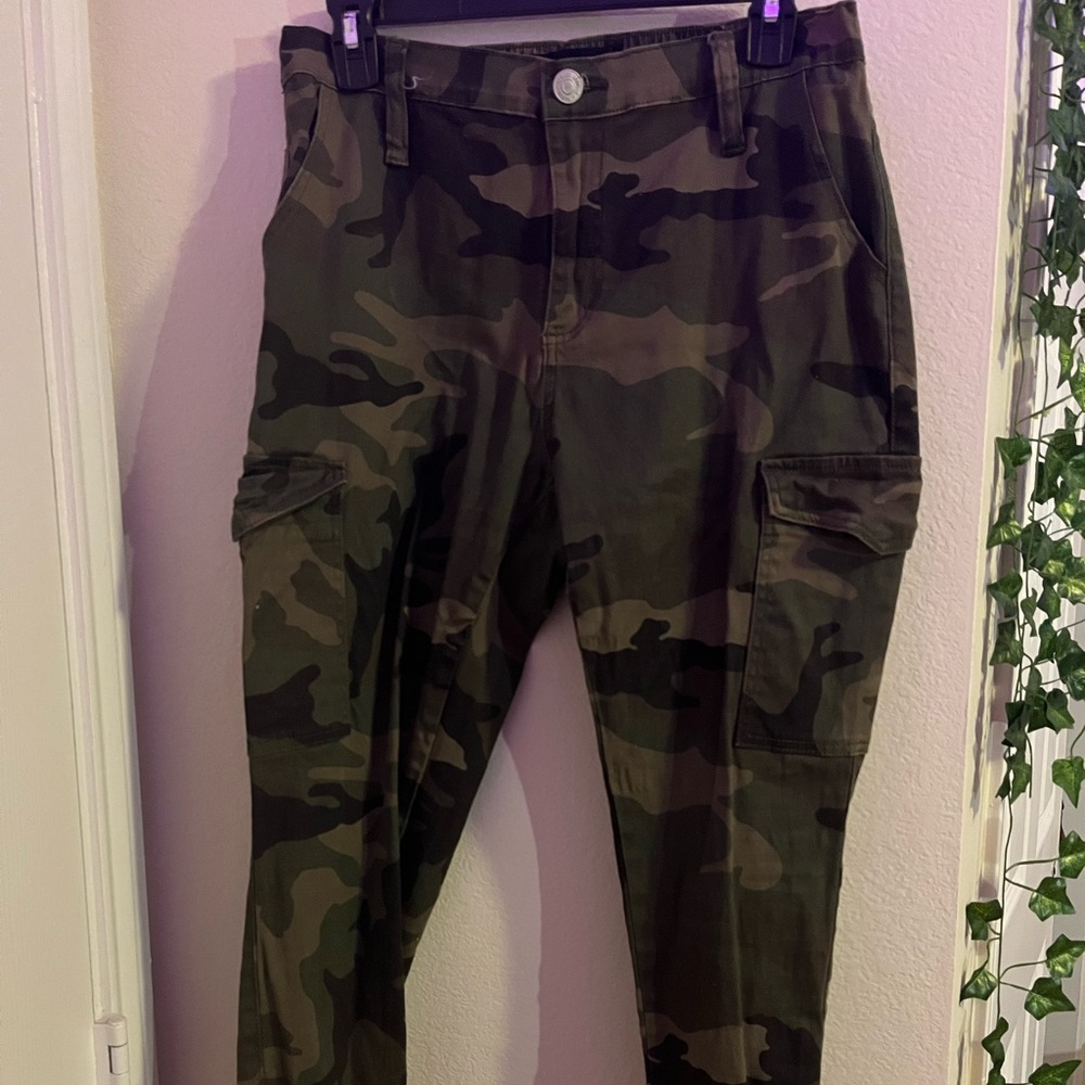 Almost Famous Camo Cargo Pants